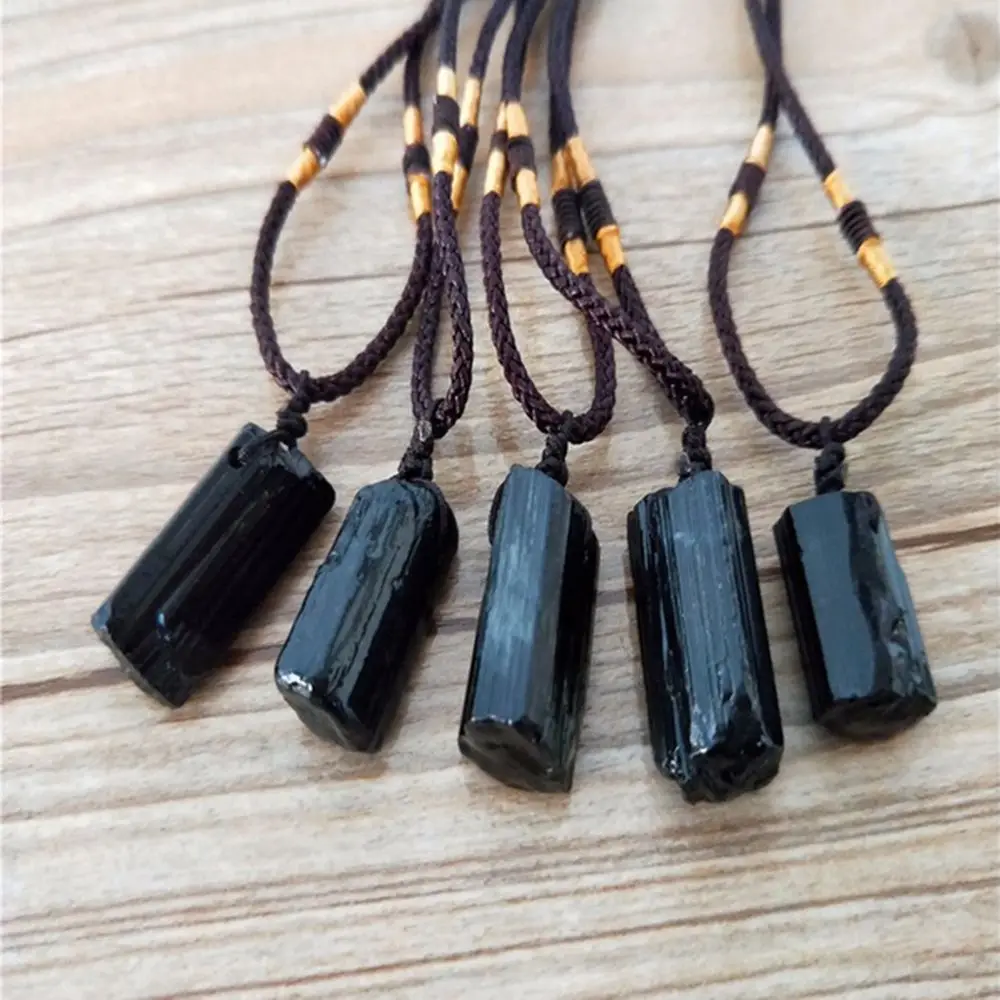 Ожерелье с черным турмалином для мужчин и женщин Модный кулон кристаллами