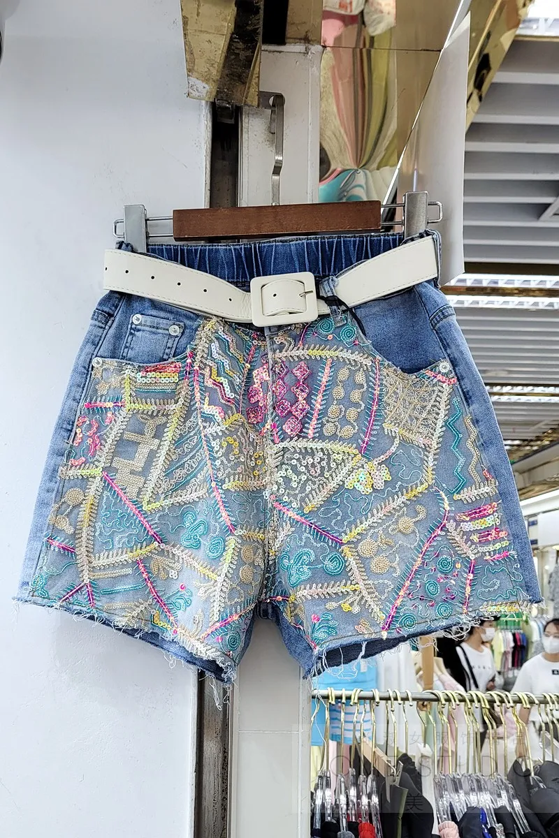 

Spliced Mesh Sequins Embroidery Denim Shorts for Women Jeans 2021 Summer New High Waist Hot Pants Female Streetwear Denim Shorts