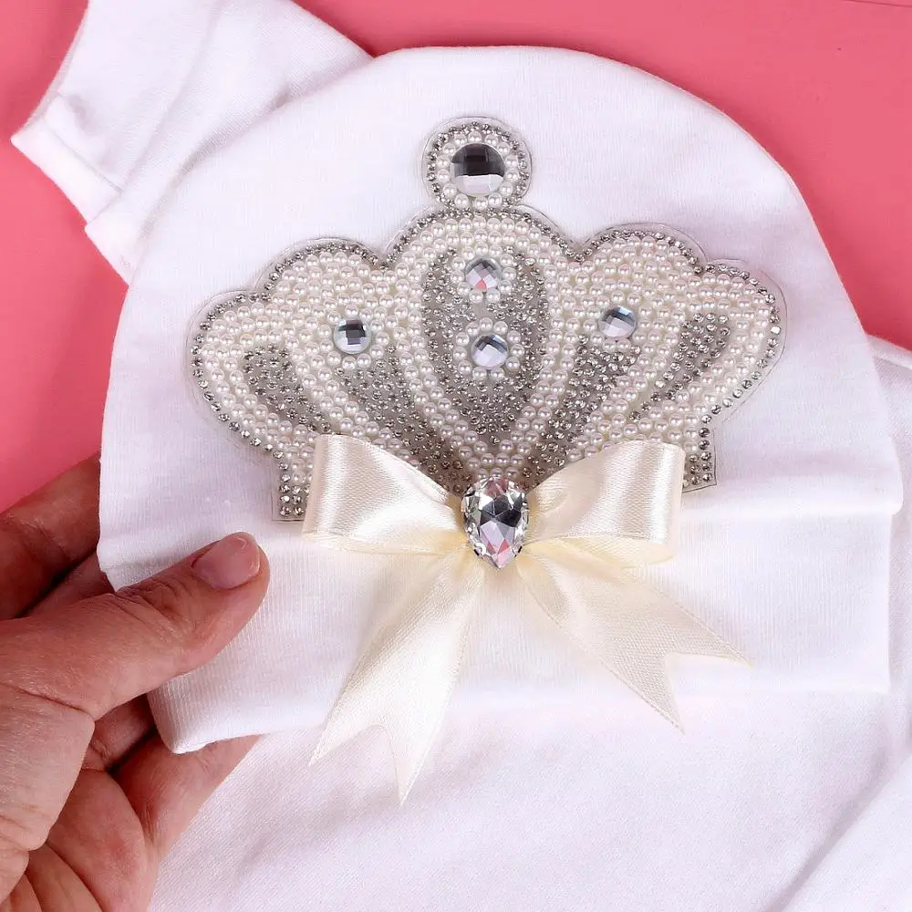 

0-6 month baby girl clothes princess pearl crown with bow newborn Infant baby bodysuit Pajamas Outfit 2020 Baby Clothes Gift New