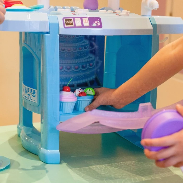 Рисунок 6 - Игровой модуль «Волшебная кухня» с аксессуарами