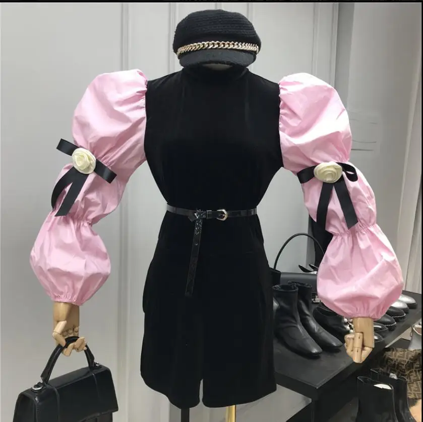 Женский бархатный комбинезон с рукавами-фонариками и цветочным принтом | Женская