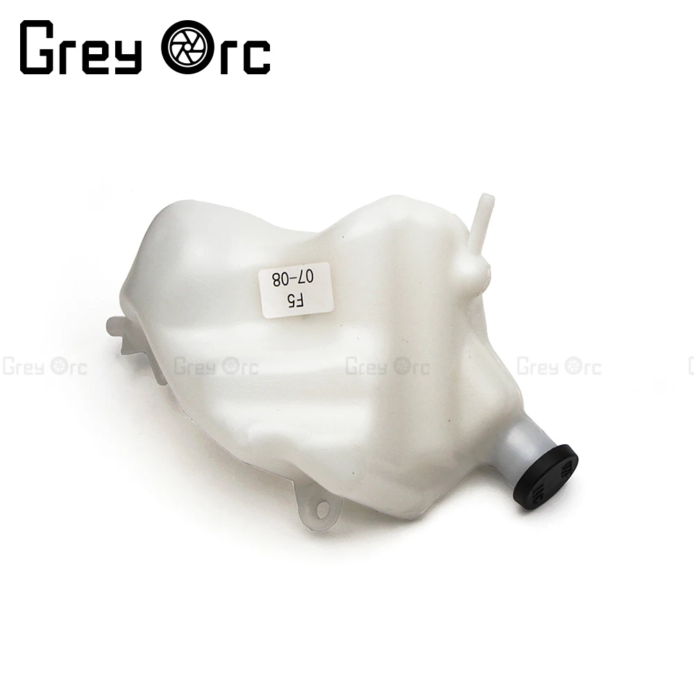 Мотоциклов после рынка охлаждающей воды над потоком бутылка переполнения