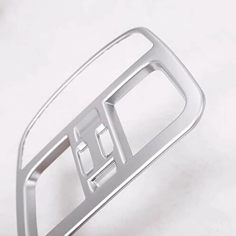 

ABS Car Rear Vent Air Outlet Covers Decorations Protection Stickers Trim for Maserati Levante 2016-2017 Car Styling