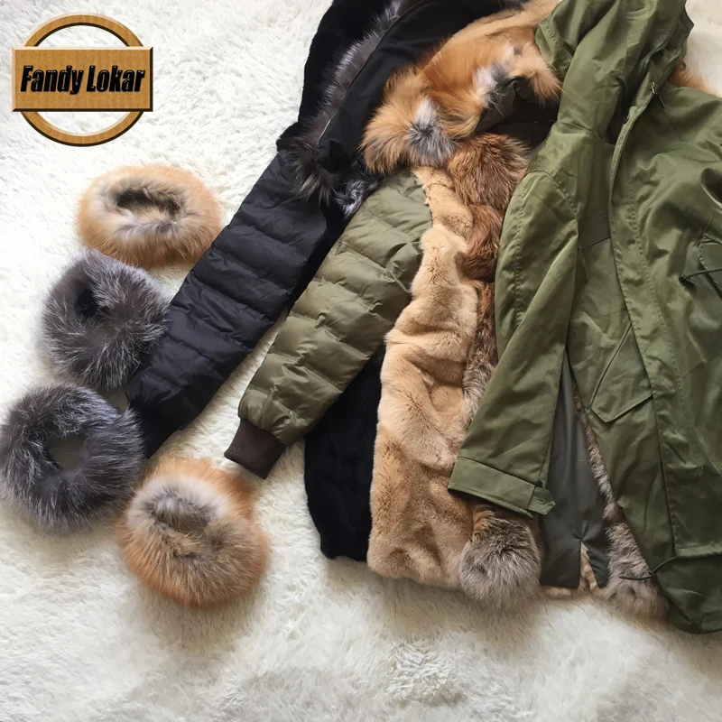 Женская зимняя куртка бомбер с капюшоном и подкладкой из натурального