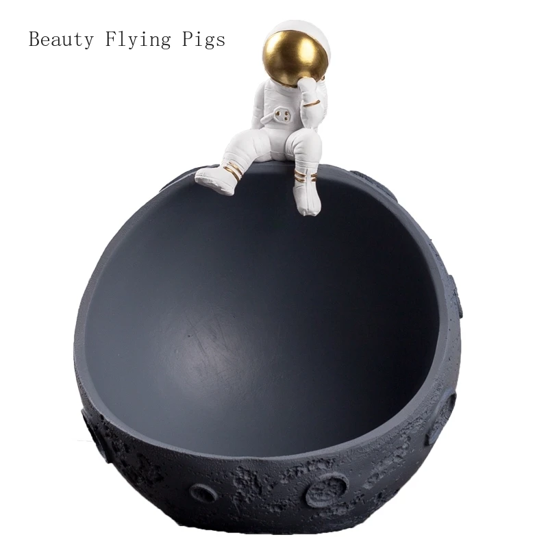 

Astronaut candy cookie key sundries storage decoration light luxury creative astronaut planet shoe cabinet art decoration