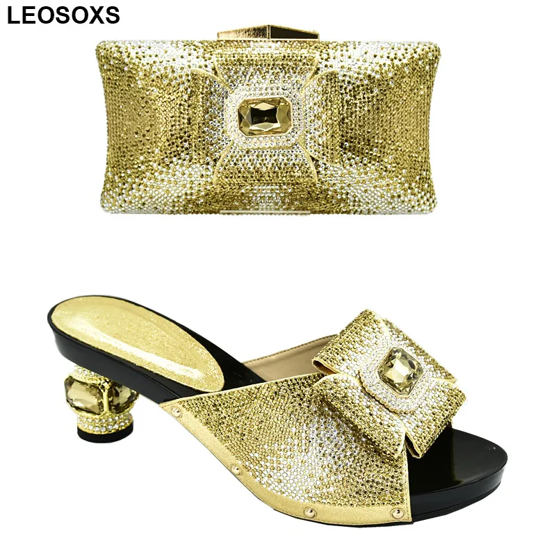 Комплект женской обуви и сумок вечерние туфли лодочки в нигерийском стиле на