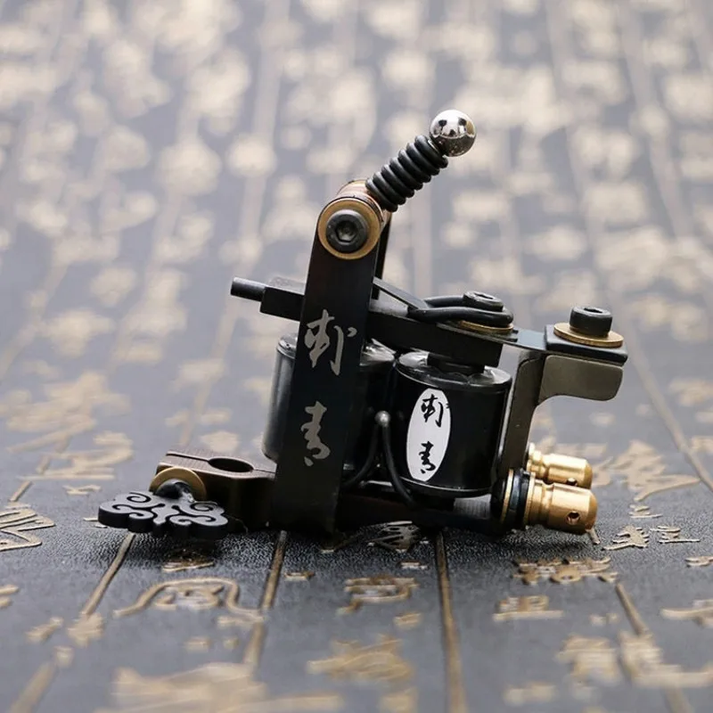 Машинка для тату с резным розовым корпусом Профессиональная подводка двигатель