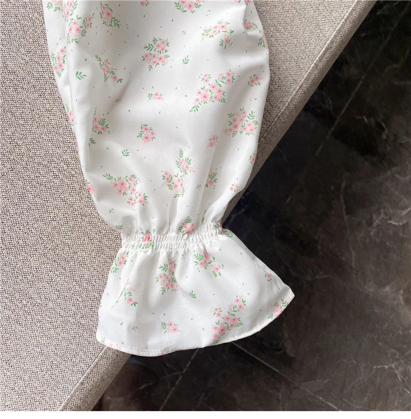 

2021 Autumn New Retro Sweet All-Match Floral Short Shirt Ladies Versatile Square Collar Lantern Sleeve Tube Top for Women