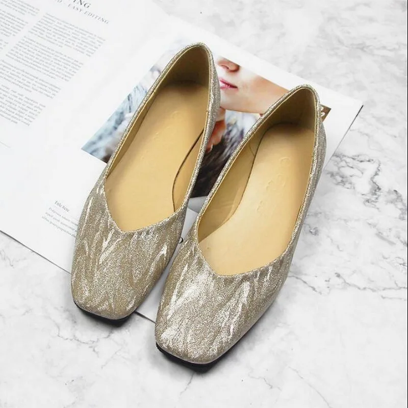 Женские босоножки на низком каблуке Нескользящие сандалии в Корейском стиле с