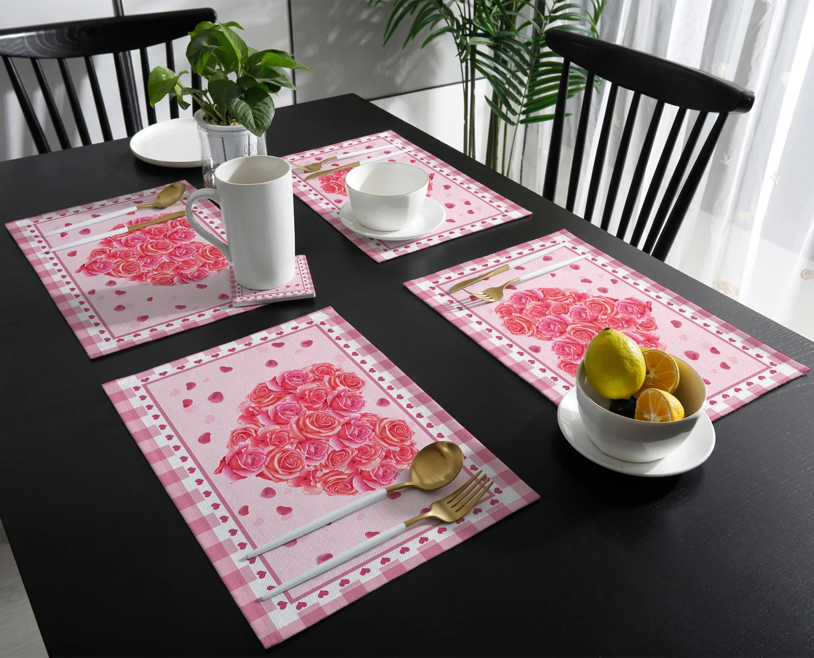 Скатерть в розовую клетку для украшения стола на День святого Валентина | Дом и