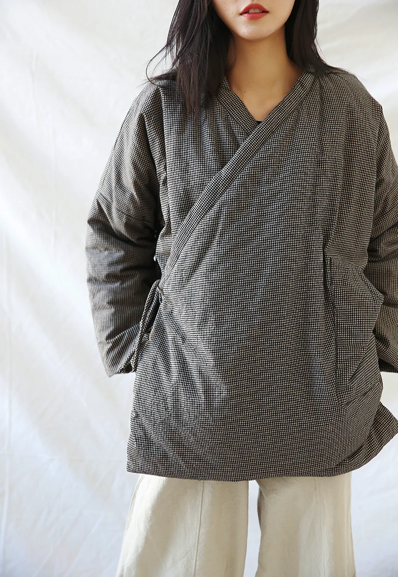 Кардиганы в японском стиле женские свободные с V-образным вырезом клетчатые