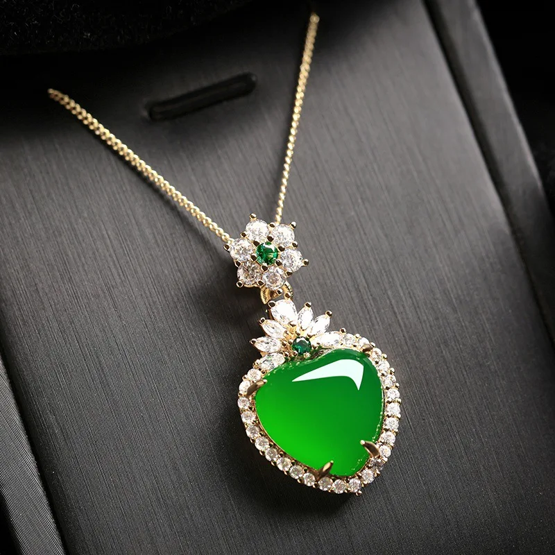 

Simulated Green Jade Crystal Emerald Gemstone Pendant Necklaces For Women Gold Color Tone Heart Choker Jewelry bijoux Party Gift