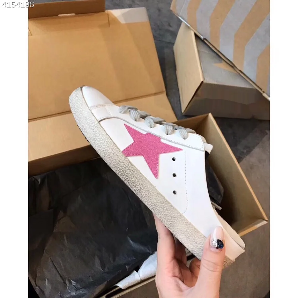 

New Designer Women Luxury 2021 Fashion Unisex Sneakers Women Casual Cozy Walking White Shoe