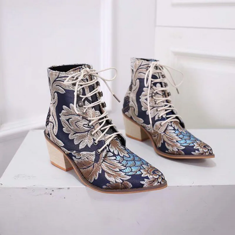 C SHUJIN/Женские ботинки в стиле ретро; ботильоны с вышивкой в этническом стиле; обувь на плоской подошве с острым носком на шнуровке; теплые ковбойские ботинки; Botas Mujer; Прямая поставка - Цвет: C
