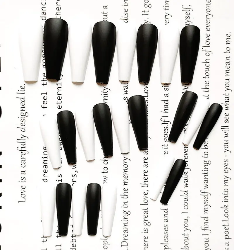 Lamemoria 24Pcs/Box Black White Mix Fake Nails Long French Ballet False Nail Press on Tip Art Decoration | Красота и здоровье