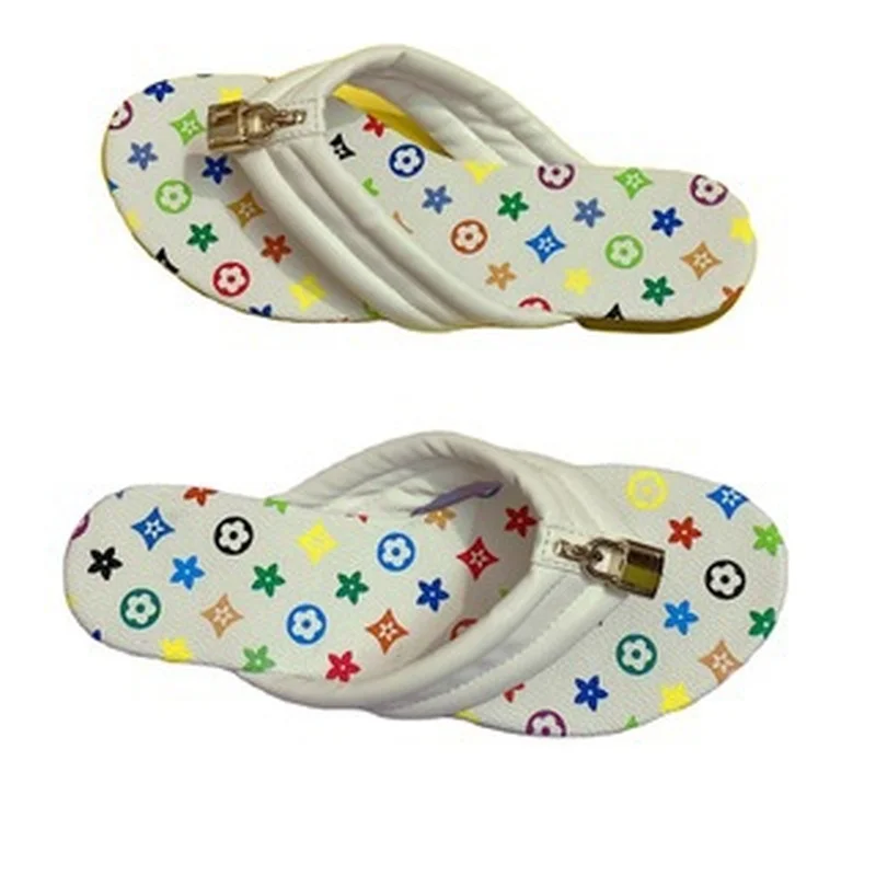 

Flat Bottom Wild Women Slippers 2021 Fashion Sexy Summer New Flip Flops Outdoor Casual non-slip beach Vacation sandals Loafer