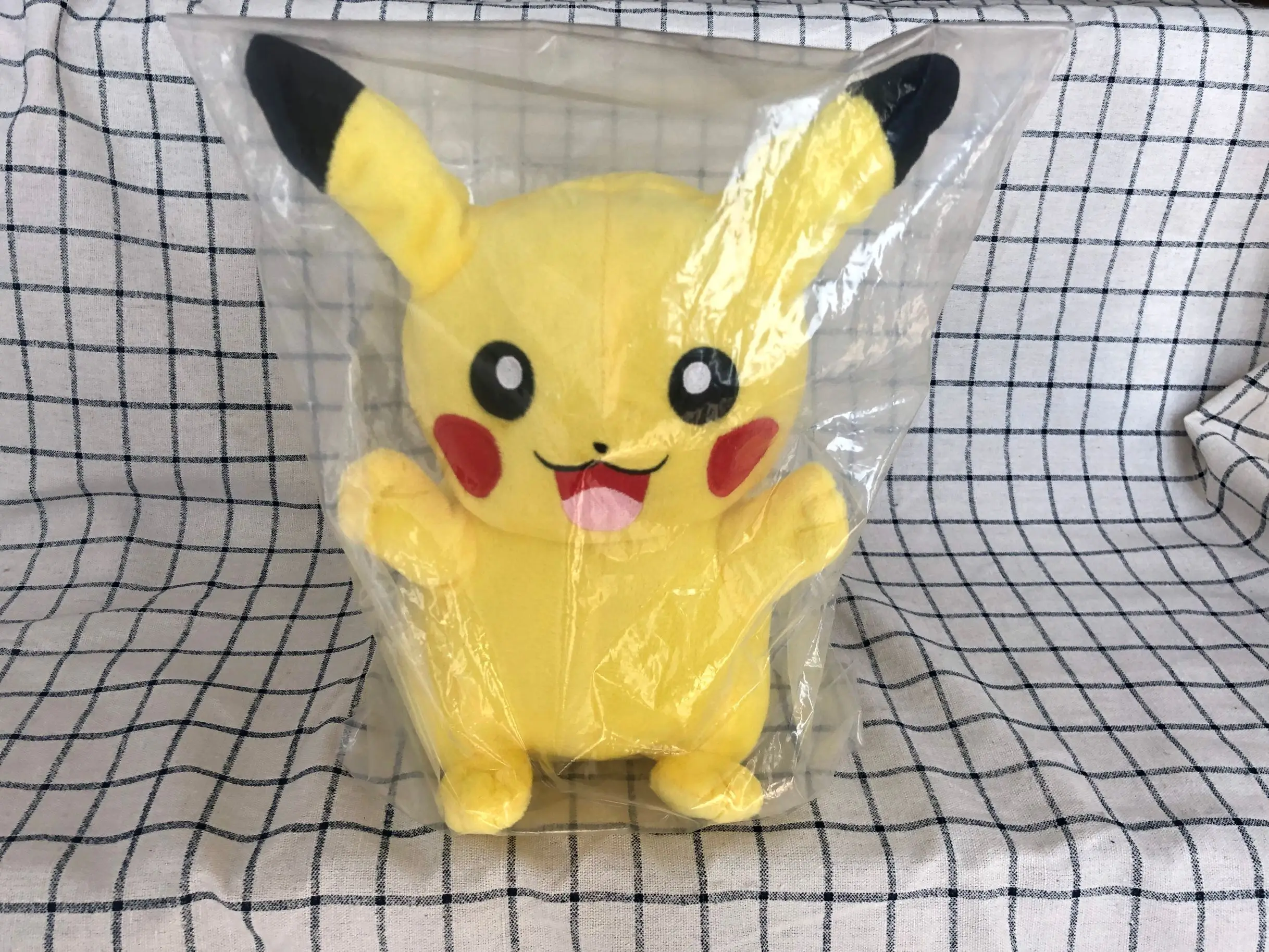 27cm Pikachu Рождественский подарок может говорить Пикачу щеки будут светиться милые плюшевые мягкие куклы дети подарок на день рождения игрушки - Цвет: 27cm Pikachu
