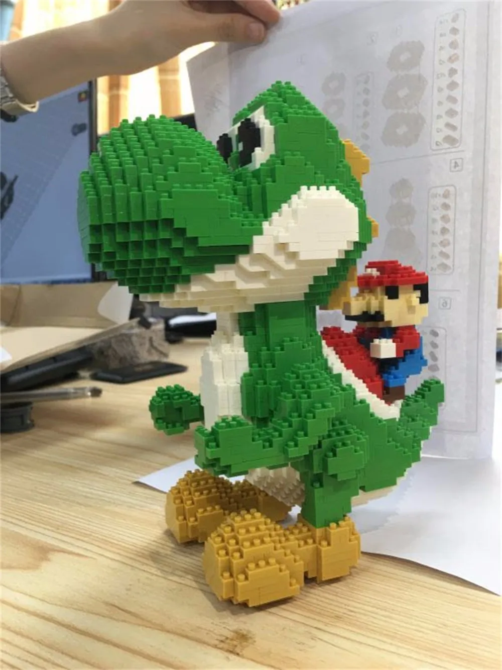 

HC Magic Blocks Big size Yoshi Mini Blocks Mario Micro blocks Anime DIY Building Toys Juguetes Auction Model toy Kids Gifts 9020