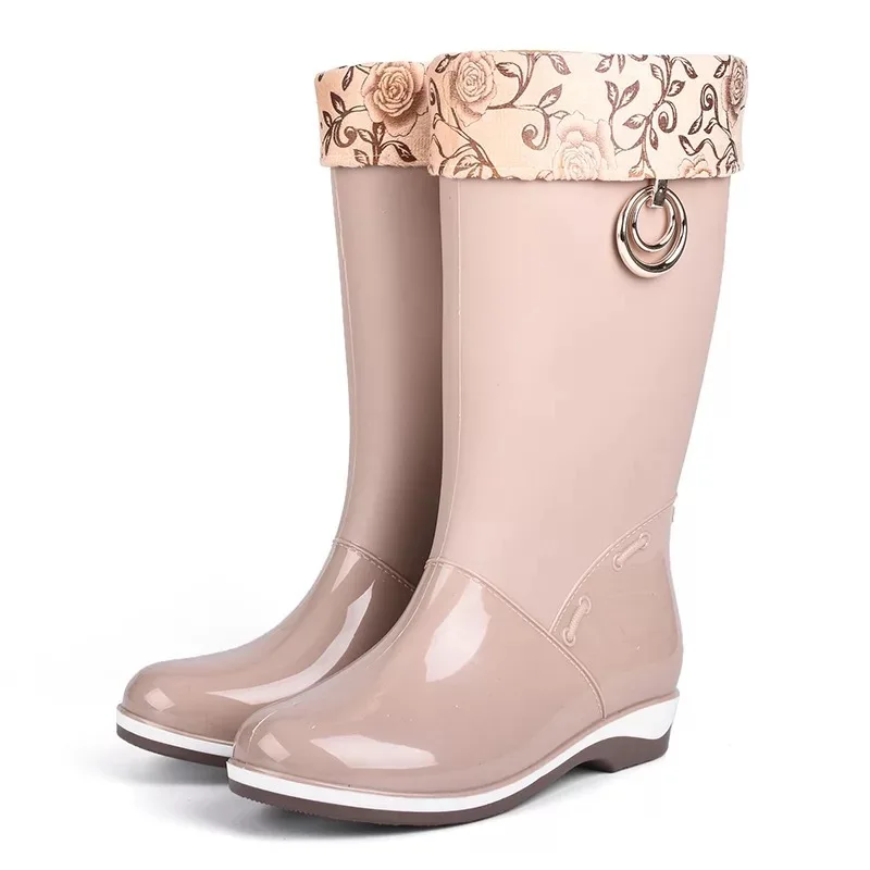 Женские сапоги бархатные непромокаемые резиновые модные всесезонные теплые с