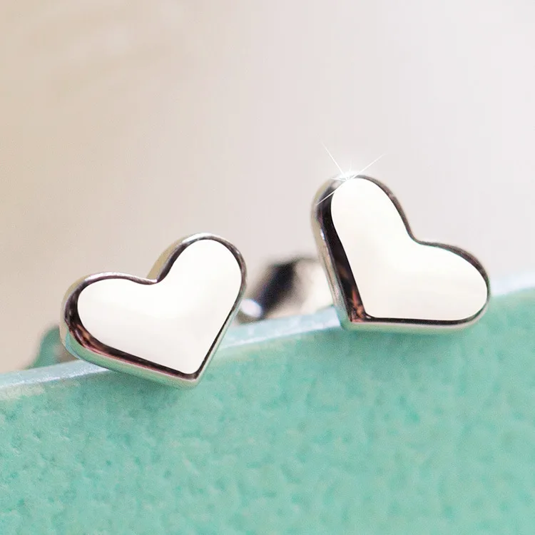 

Серьги-гвоздики женские из серебра 100% пробы, 925 пробы