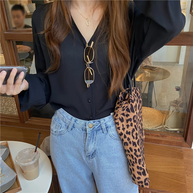 

Autumn Long Sleeve Chiffon Blouse Women V-neck Cardigan Oversize Shirt Women Solid Loose Blouses Women Casual Women Tops 11119