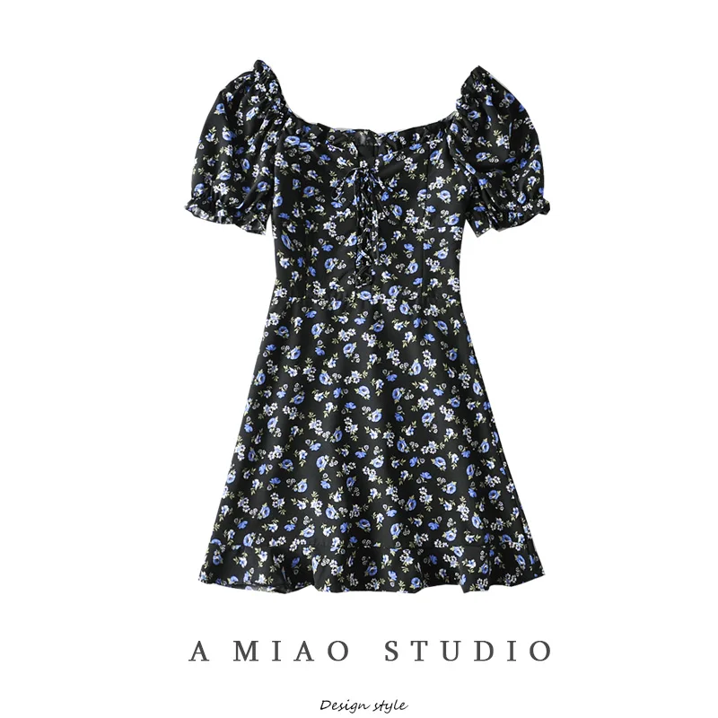 Женское приталенное платье во французском стиле винтажное маленькое Цветочное с