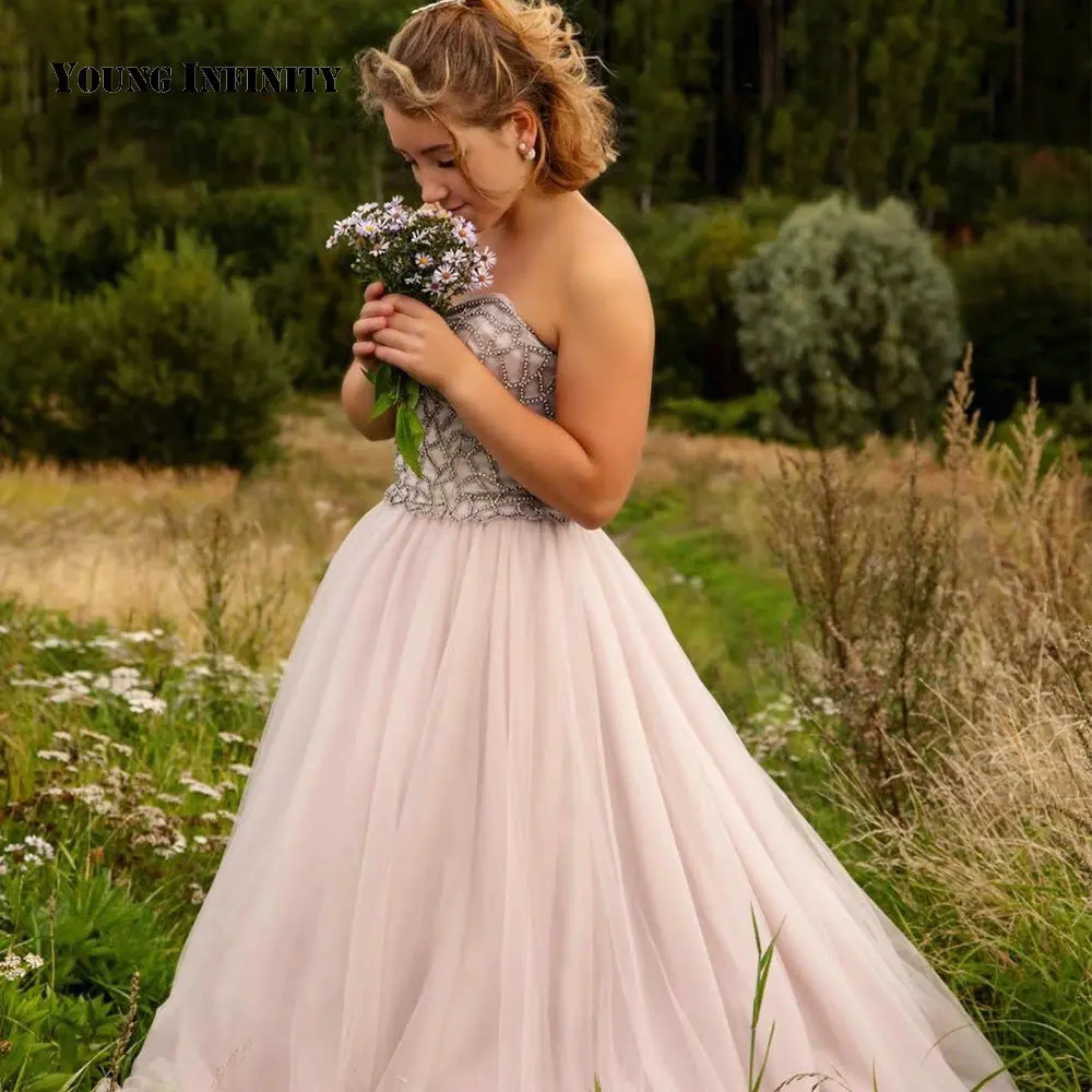 Beautiful Floor Length Prom Dress 2021 Sweetheart Sleeveless Backless Beading Sweep Train Ball Gown Party Gown Evening Dress
