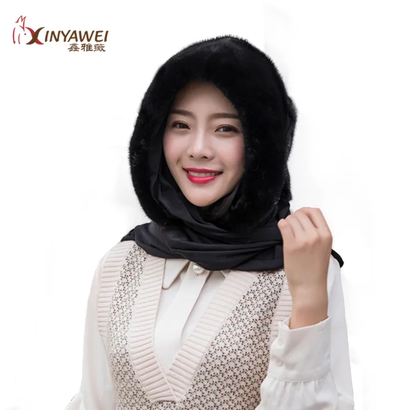 Женская вязаная меховая шапка с капюшоном зимняя теплая Стильная из