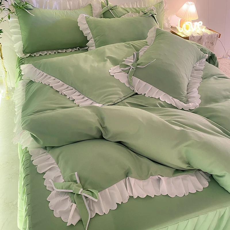 

Ice Silk Bedding Set Princess Single Bedroom Luxury Fashion Bedding Set Sheet Comforter Juegos De Cama Bedroom Supplies DI50CT