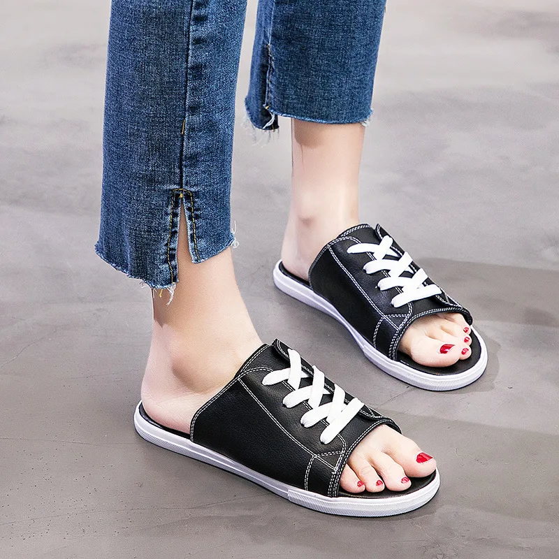 Новая обувь на плоской подошве кожаные сандалии и тапочки повседневная одежда