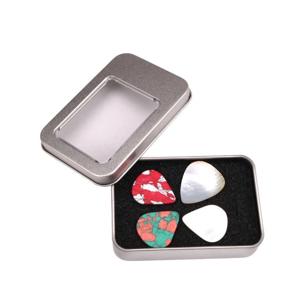 

4 Pieces Guitar/Bass Picks Heart Shaped with Iron Box Assorted Thickness 91x64x20mm