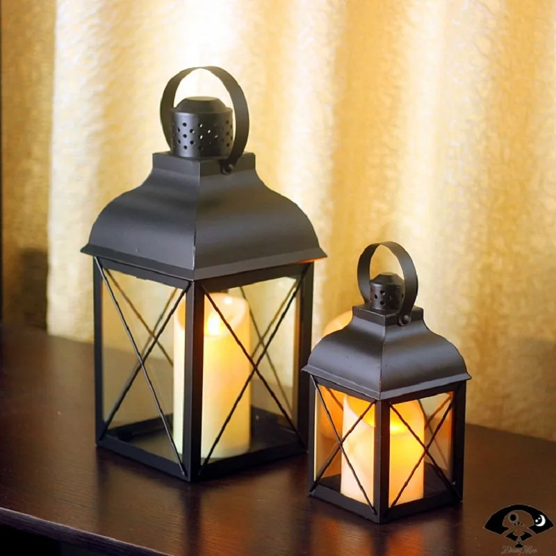 

Retro Candle Holder Wrought Iron Windproof Lamp Decoration Plant Pot Container Hotel Bar Window Ornaments Wedding Lantern
