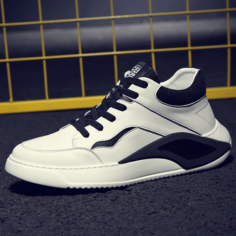 Harga Sepatu Pria Kulit Mewah Baru Sepatu Flat Kasual Pria Hitam Putih Sneakers Kasual Desainer Untuk Pria Sepatu Jalan Pria Nyaman
