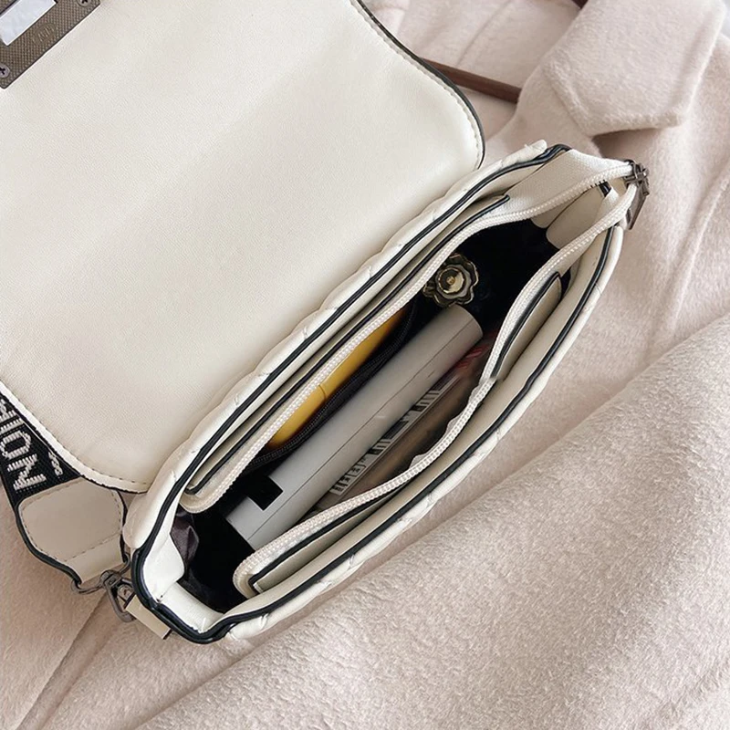 

Fashion Rivets Flap Purses And Handbags Women Casual Messenger Bags Texture Diamond Lattice Luxury Designer Square Shoulder Bags