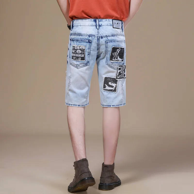 

ABOORUN Men's Vintage Patches Ripped Denim Shorts Washed Print Straight Jean Shorts Casual Beggar Trousers