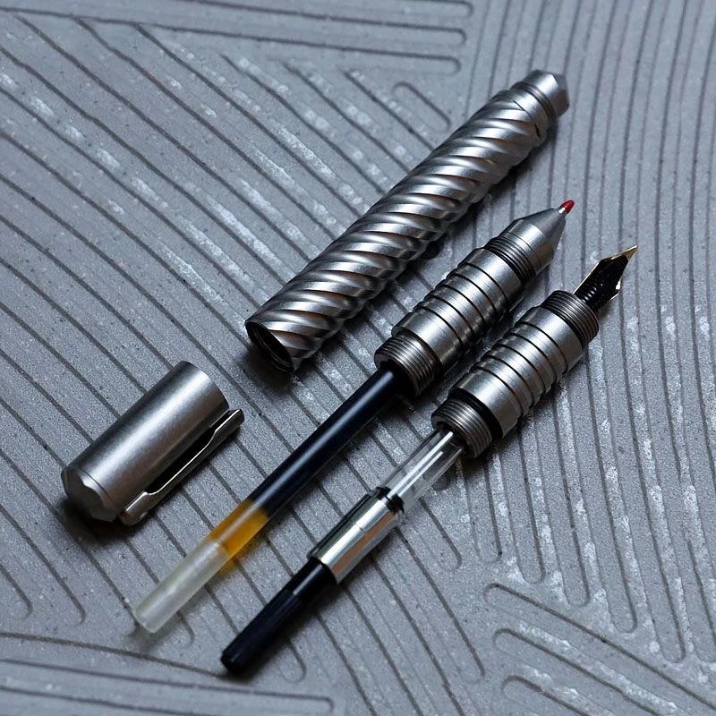 spesifikasi Titanium Alloy Fountain Pen Gel Pen 2 In 1 Dipertukarkan Multifungsi Pena Taktis Pertahanan Diri