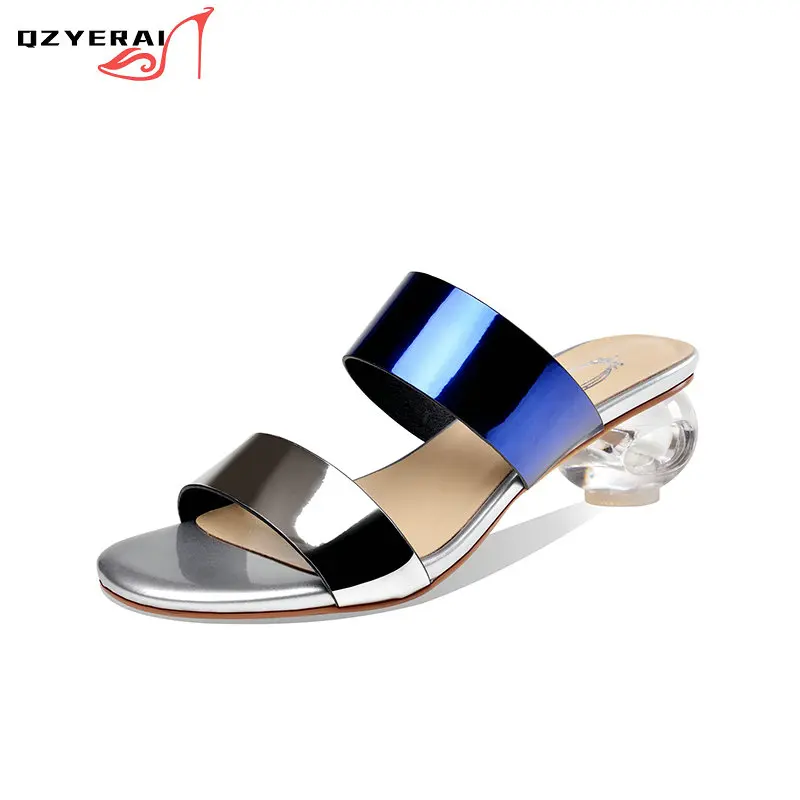 

2021 New Luxury Goods Women Slippers Genuine Leather Glass Slipper Sexy Outdoor Indoor Party Slippers Sandals