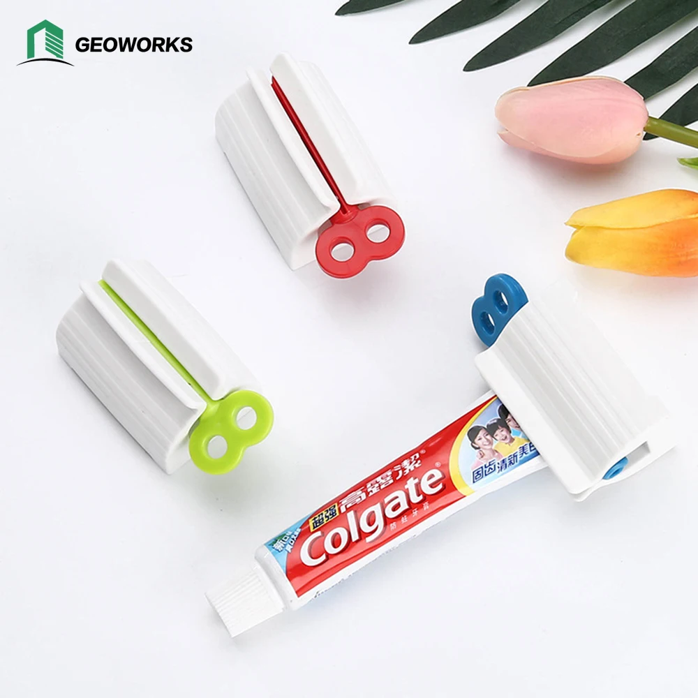 Multifunction Toothpaste Tube Squeezer Rolling Easy Portable Plastic Dispenser Bathroom accessories sets | Дом и сад