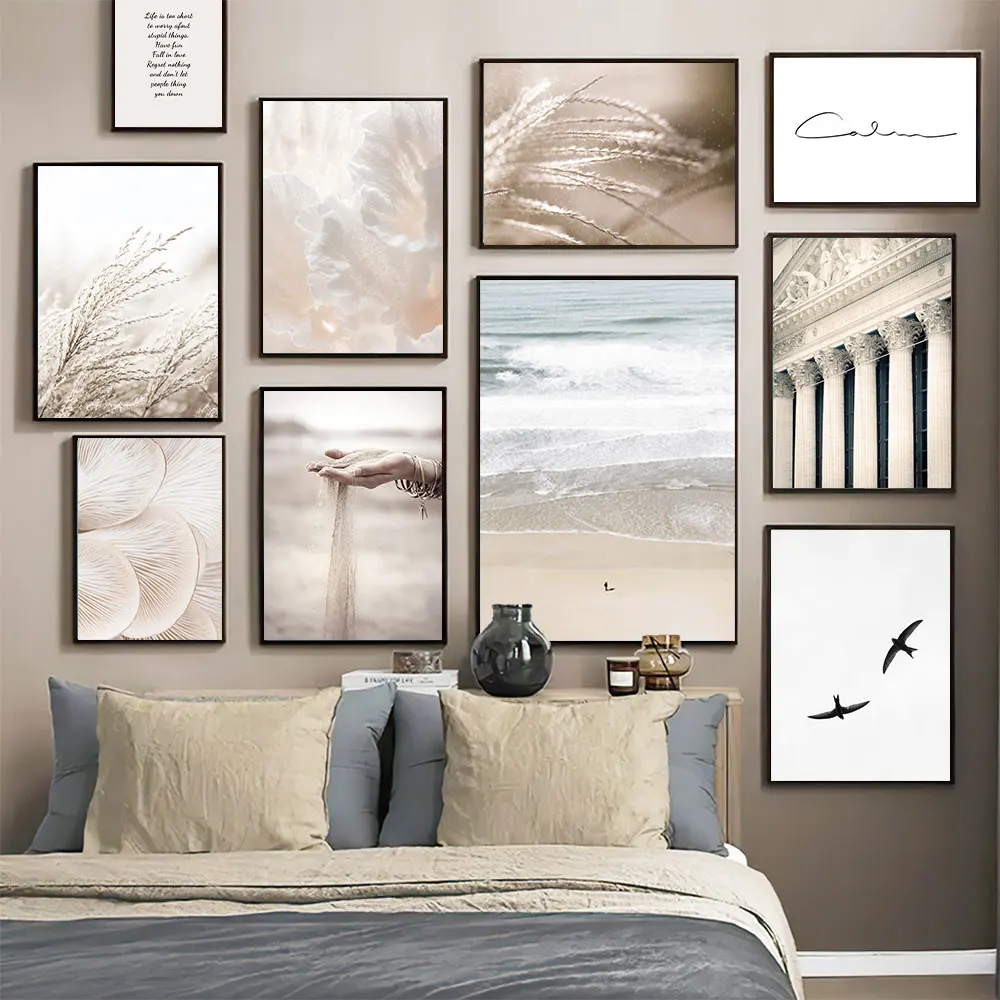 Плакат с песком и падающим на холсте рисунком грибов птицы спокойный пляж