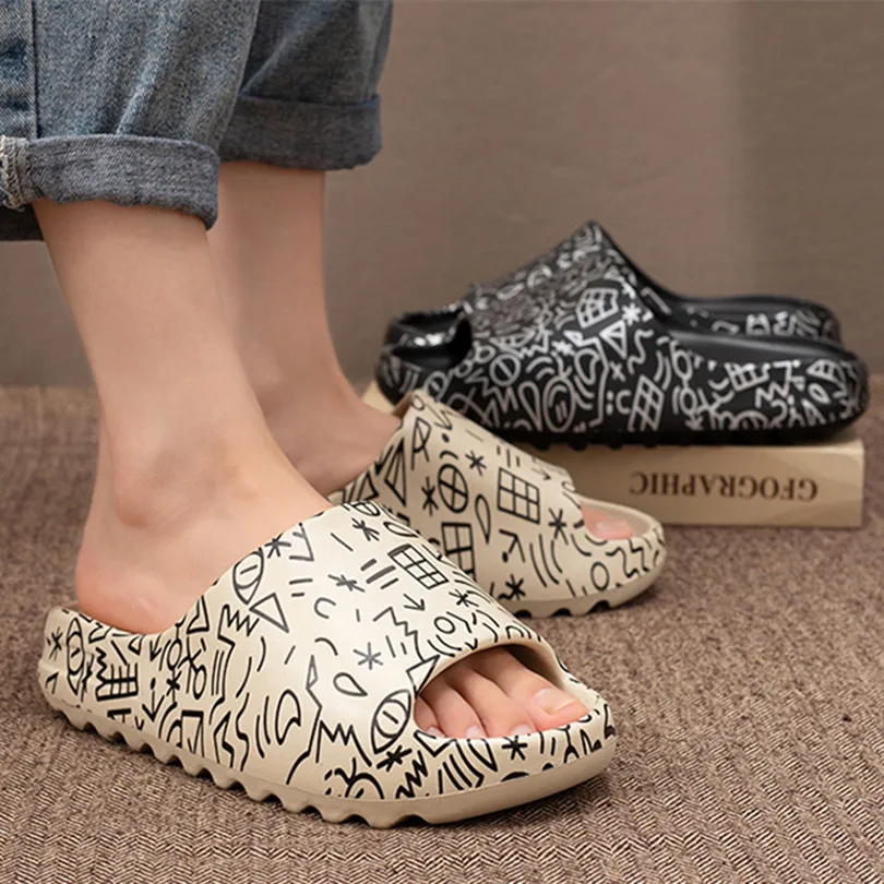 

Plus Size Indoor Summer Home Women Slippers Graffiti Thick bottom Non-slip Peep-toe Casual bathroom Ladies Slides Beach Shoes
