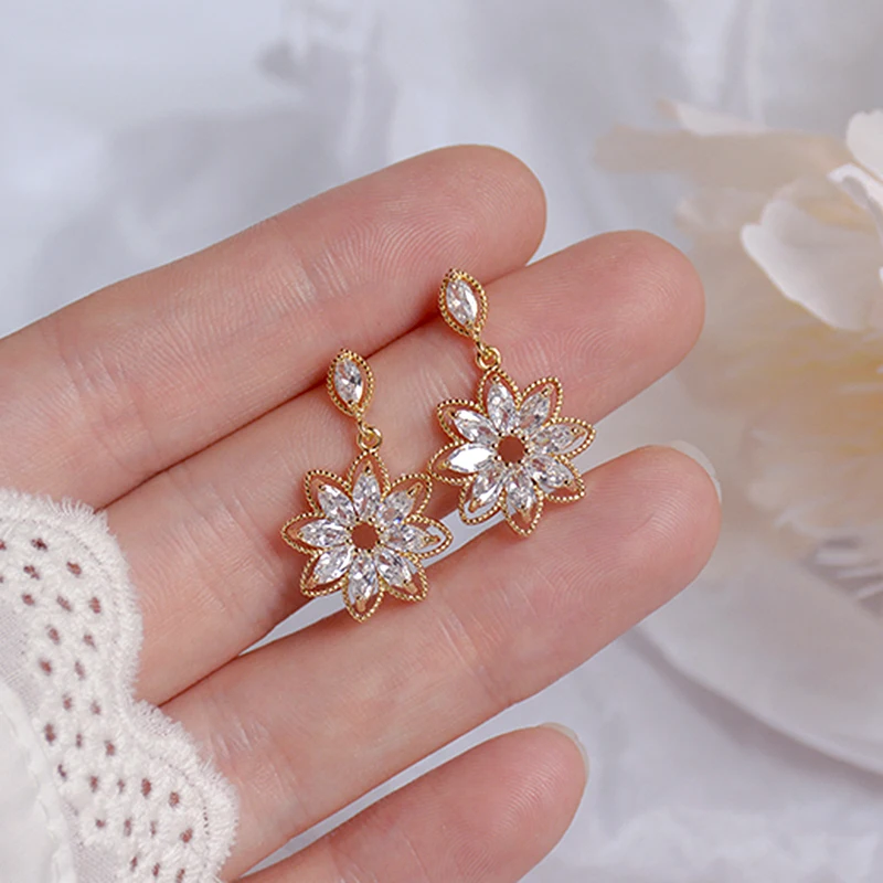 

Romantic Charming 14k Real Gold Crystal Flowers Drop Earrings for Women S925 Silver Needle High Quality Jewelry AAA Zircon Party