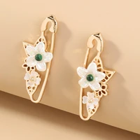 sweet plum pin white flower female earrings fresh girl pop earrings cool gift jewelry