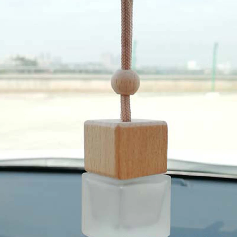 Освежитель воздуха автомобильный подвесной пустая бутылка для парфюма