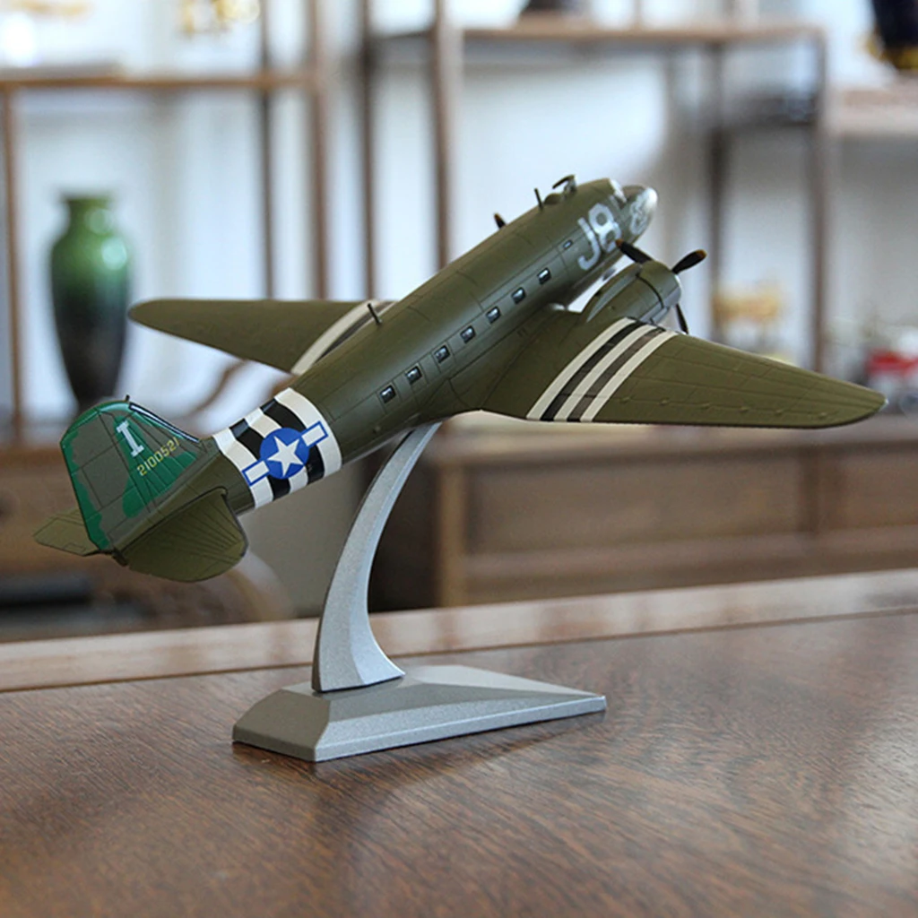 

1/100 WWII Military C-47 Transport Aircraft Model Toys w/ Stand Playset