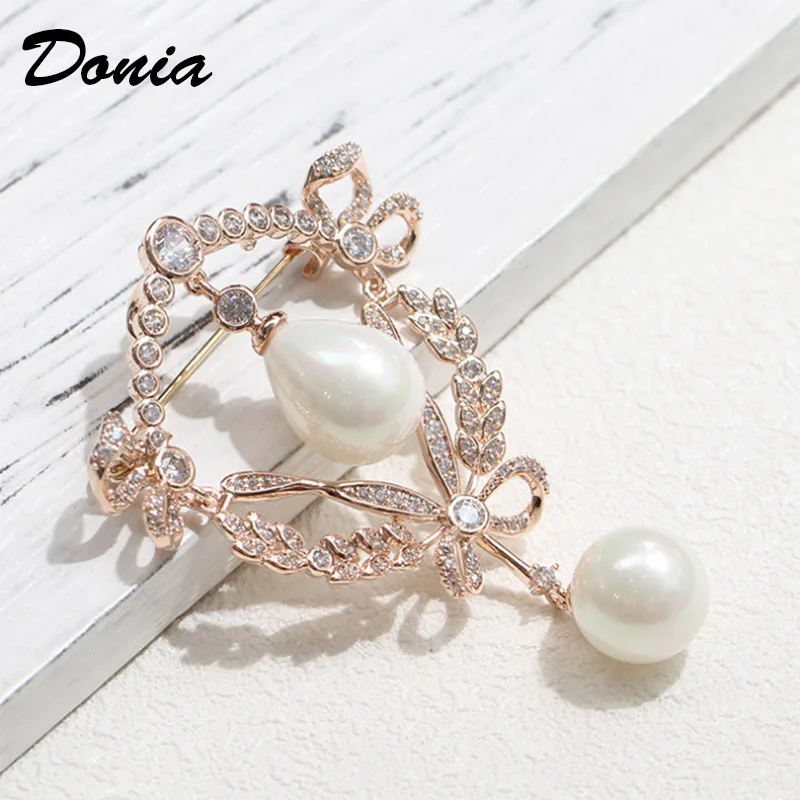 Женская Брошь Donia с дикими ракушками и жемчугом инкрустированная микро цирконием