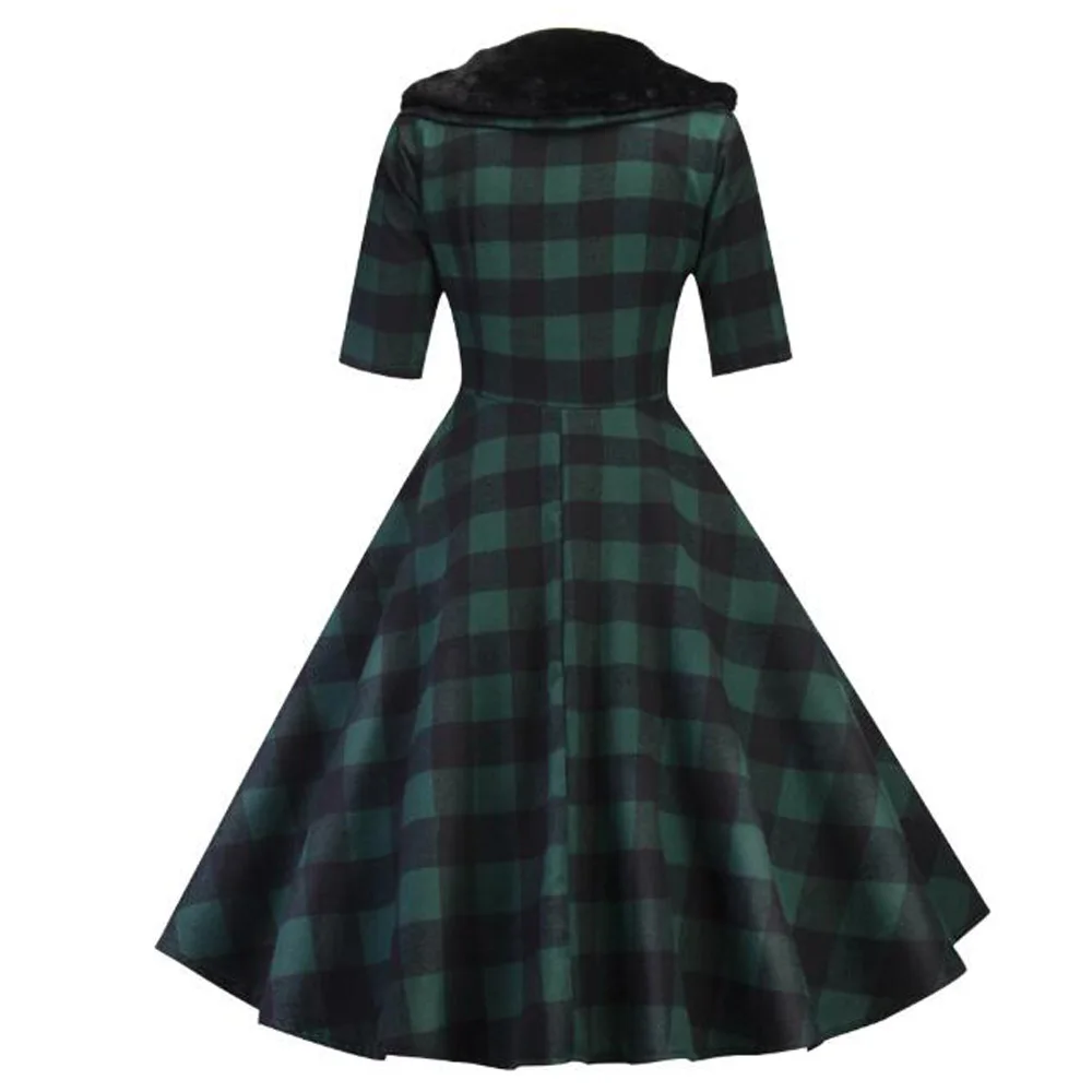 Осенне-зимнее женское платье с воротником из искусственного меха коротким