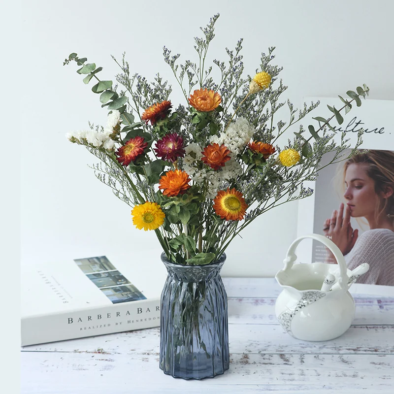 

Dried Flower Forever Rose Natural Artificial Eucalyptus Leaves Plant Arche Nordic New Year'S Indoor Home Bedroom Wall Decoration