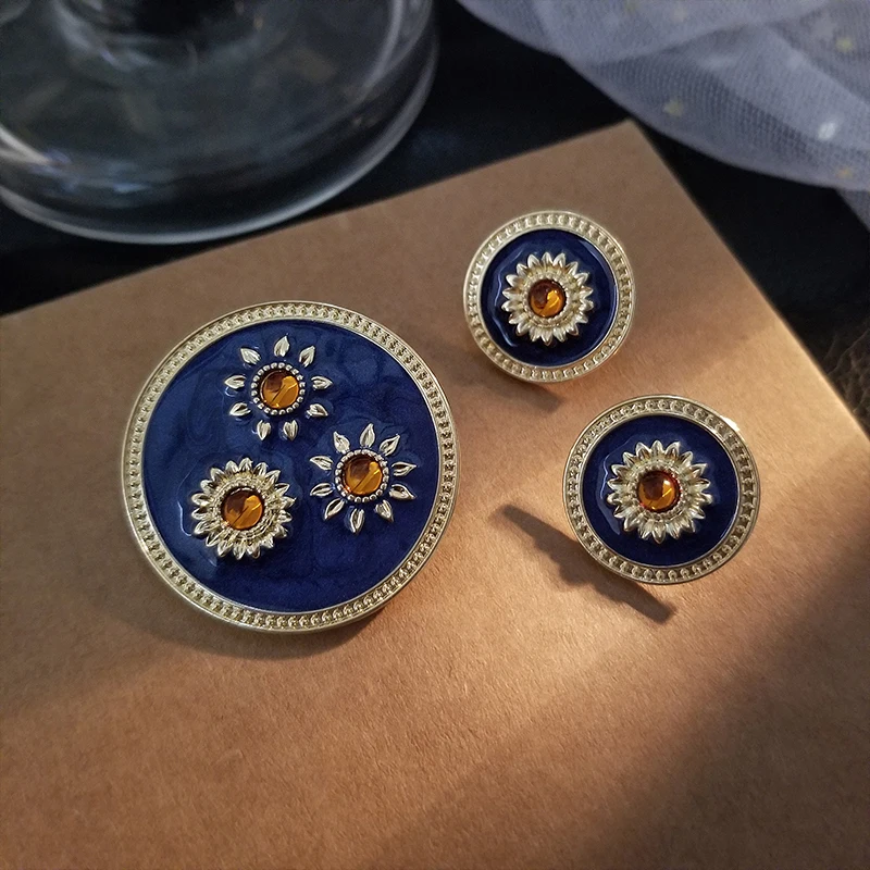 

Round Sunflower Brooches for Women Vintage Geometric Blue Dripping Enamel Pin Metal Badge Backpacks Jewelry Gift 2021 Wholesale