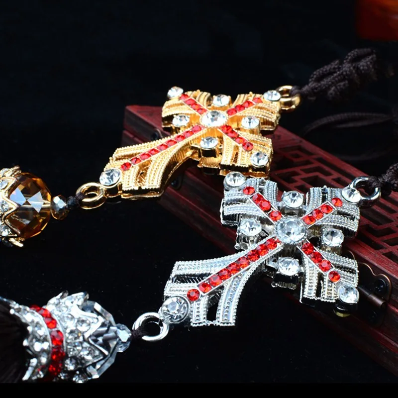 Автомобильная подвеска с кристаллами и стразами крест Иисуса Крест