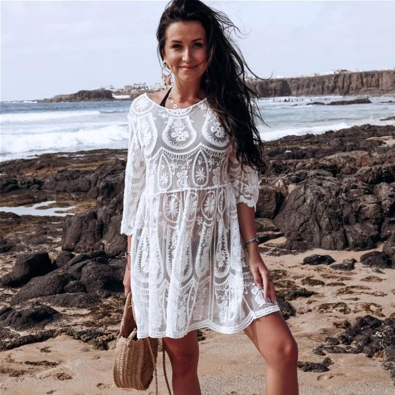 

2021 Women's Hollow Out Hook Lace Dress White Sunscreen Clothes Sexy Backless Bikini Smock Short Skirt Casual Holiday Beach Wear